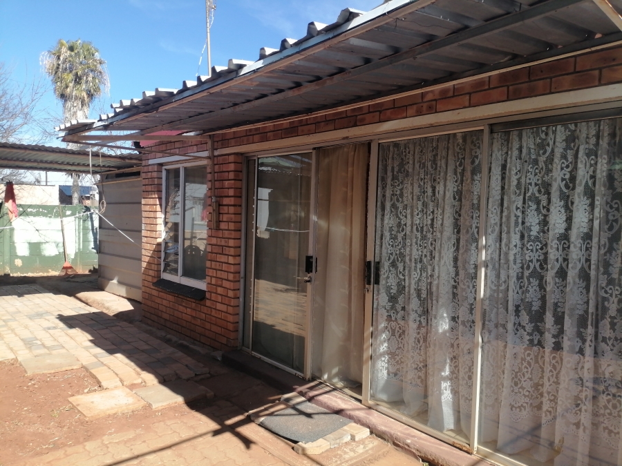 3 Bedroom Property for Sale in Randlespark North West